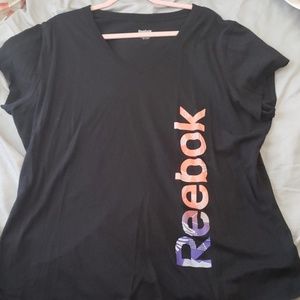 Reebok vneck